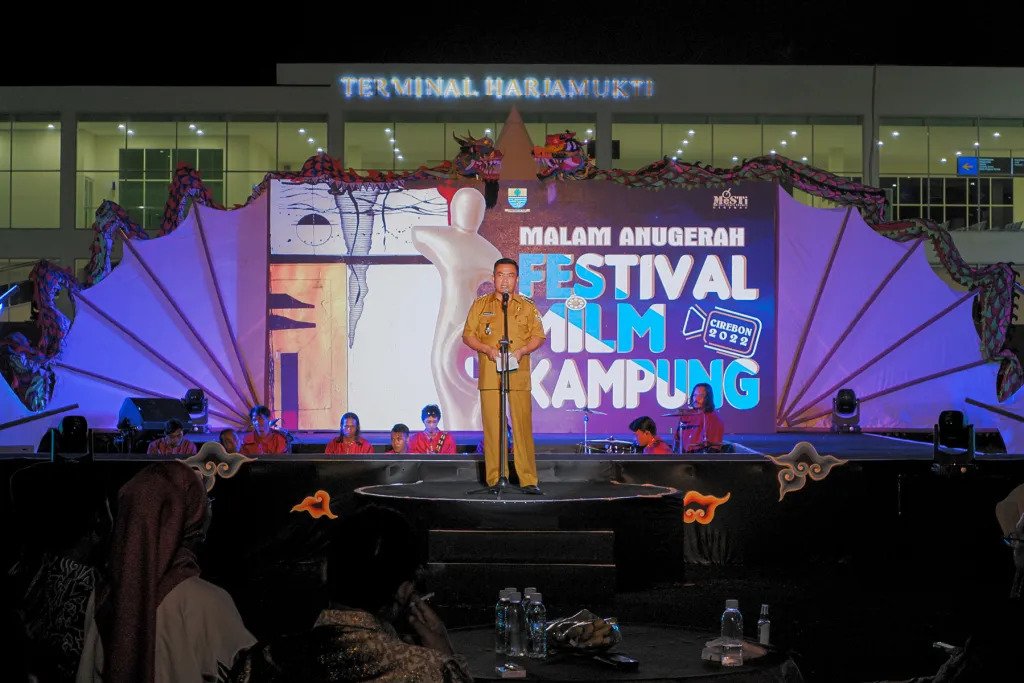 Warga Kota Cirebon Saling Unjuk Kreativitas di Festival Milm Kampung 2022