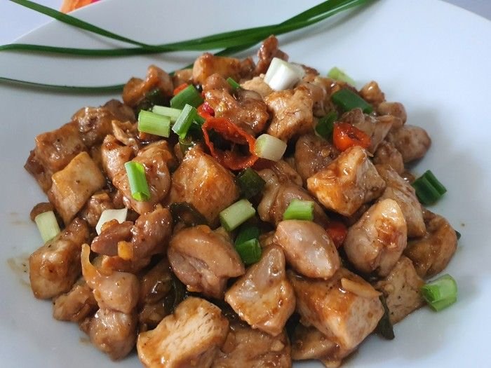 Menu Sehat, Ayam Tumis Serai untuk Diet