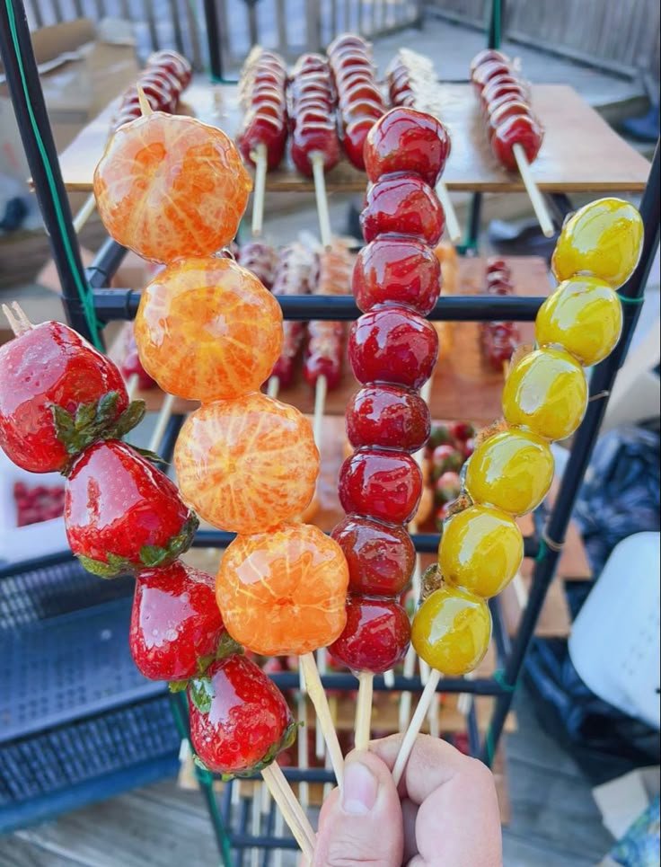 Tanghulu: Street Food Tiongkok yang Mendunia