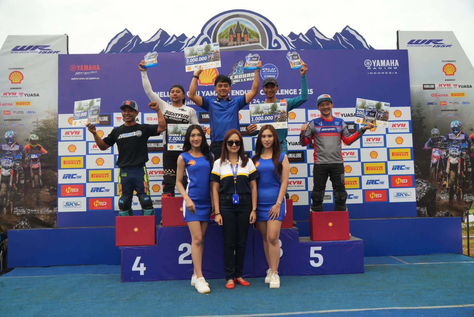 Rekor Baru Starter SHELL BLU CRU Yamaha Enduro Challenge, Ribuan Penonton  Tumpah Ruah di Jalibar