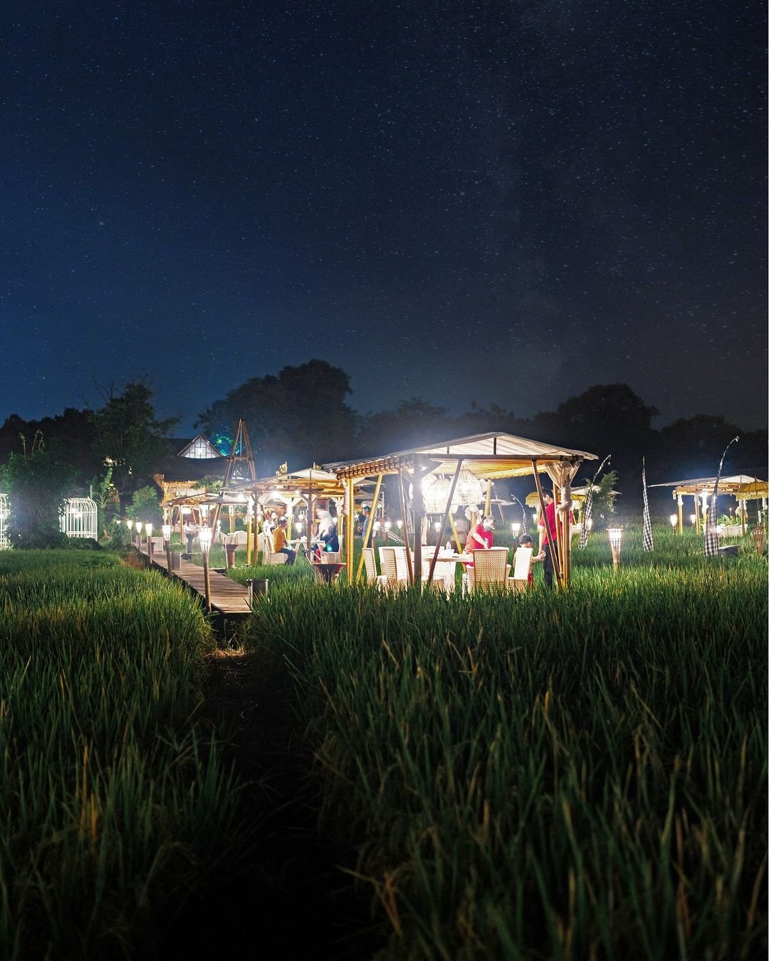 Wisata Cirebon Yang Jadi Favorit Turis Asing, Sekaligus Cocok Sebagai Lokasi Liburan Akhir Tahun